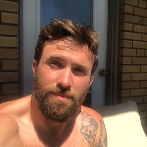 Meet your Posher, Oisin